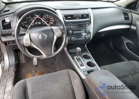 2015 Nissan Altima 2.5 из США, поврежденный, VIN 1N4AL3AP2FC469791